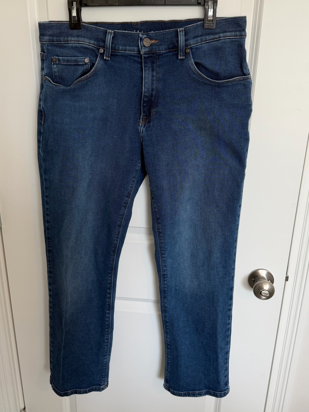 Mott & Bow | Men’s Straight Oliver Jeans Light/Medium Blue- Waist 34 Length 30